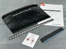 RMS-set bevat: reparatiemanchet, stalen sluiting, schuurpapier, reinigingssachet en instructie.