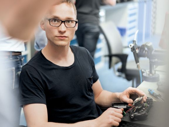 HellermannTyton biedt een eersteklas service voor kabelbinders: van reparatie tot en met nieuwe ontwikkeling.