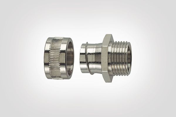Metalen koppeling voor beschermslang